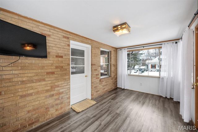 7800 Murdoch Avenue, Shrewsbury, MO 63119