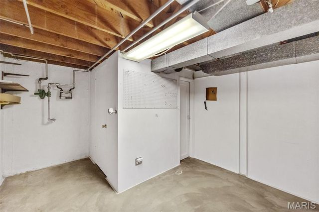 7800 Murdoch Avenue, Shrewsbury, MO 63119