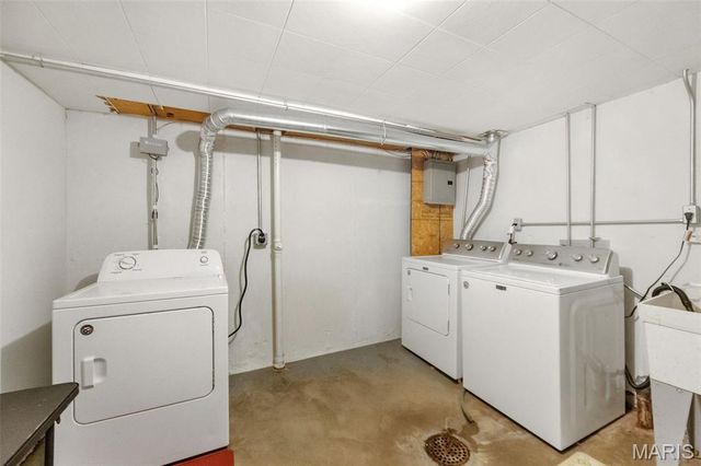 7800 Murdoch Avenue, Shrewsbury, MO 63119