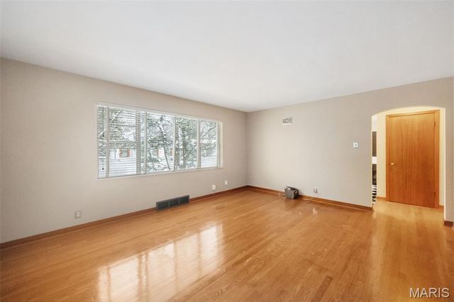 7800 Murdoch Avenue, Shrewsbury, MO 63119