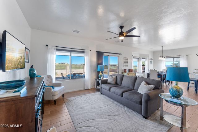 6209 E SADDLEHORN Circle, Hereford, AZ 85615