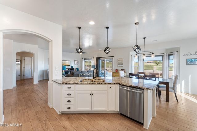 6209 E SADDLEHORN Circle, Hereford, AZ 85615