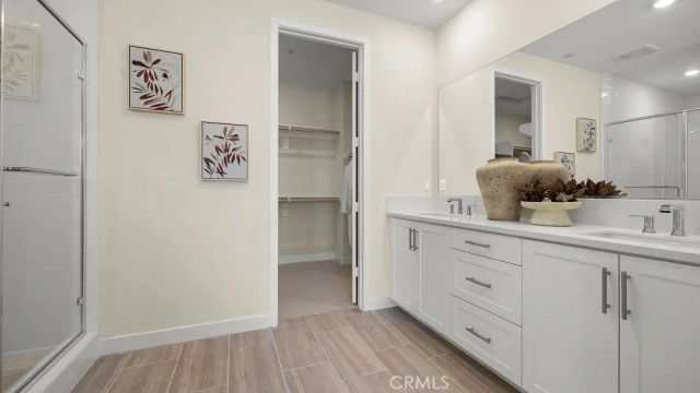 1990 Pyrenes Place, Santa Paula, CA 93060