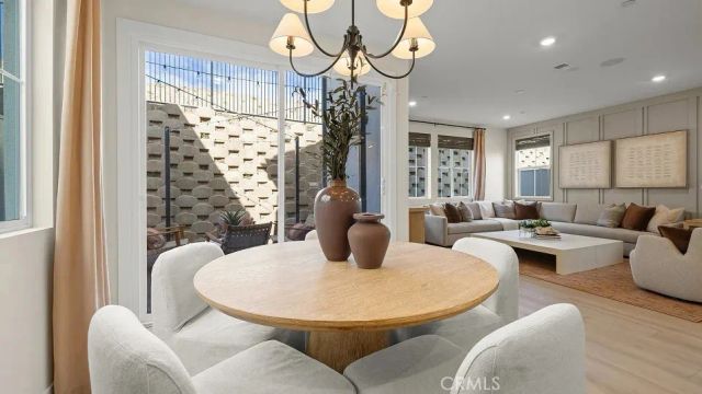 1990 Pyrenes Place, Santa Paula, CA 93060