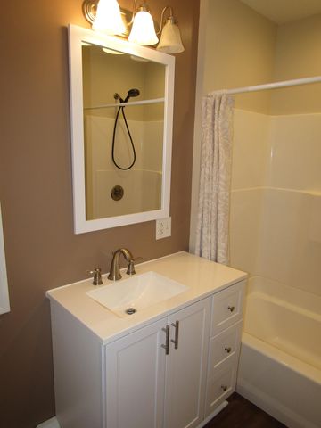 3046 VT Route 105, Sheldon, VT 05483