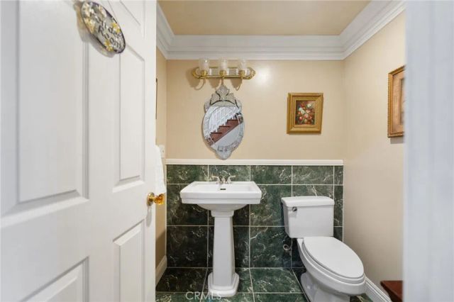 40570 Calle Fiesta, Temecula, CA 92591