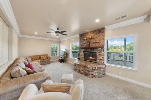 40570 Calle Fiesta, Temecula, CA 92591