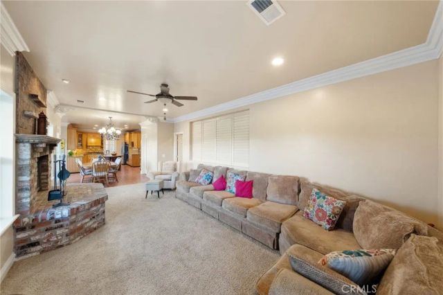 40570 Calle Fiesta, Temecula, CA 92591