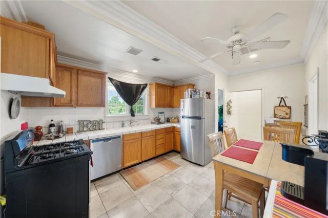 40570 Calle Fiesta, Temecula, CA 92591