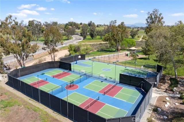 40570 Calle Fiesta, Temecula, CA 92591