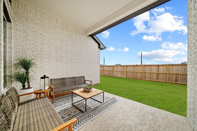 12059 Crooked Creek Lane, Santa Fe, TX 77510