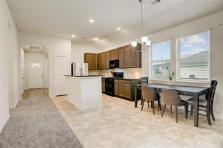 6535 Blimp Base Road, Hitchcock, TX 77563
