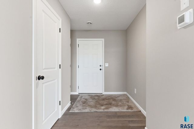 231 Thelma Ave Avenue, Harrisburg, SD 57032