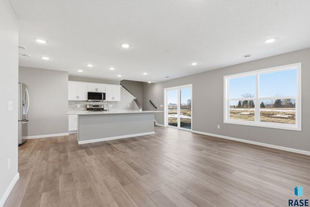 231 Thelma Ave Avenue, Harrisburg, SD 57032