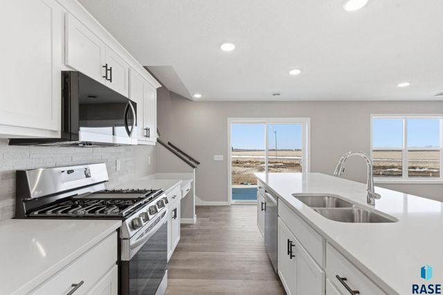 231 Thelma Ave Avenue, Harrisburg, SD 57032