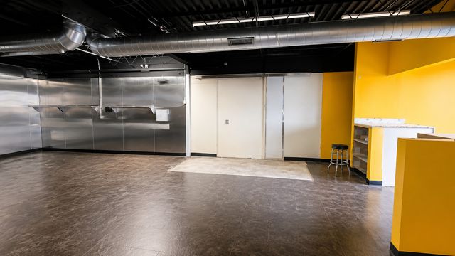6110 S Western Avenue, Chicago, IL 60636