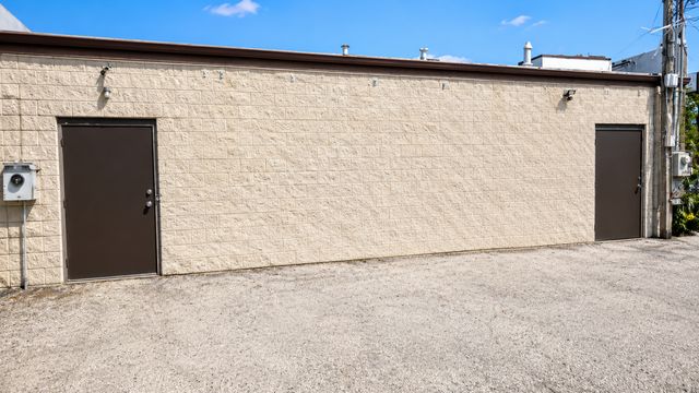 6110 S Western Avenue, Chicago, IL 60636