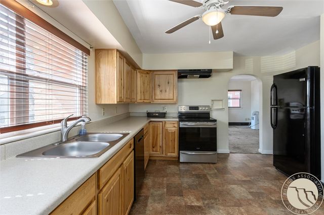 809 Wyoming Avenue, Billings, MT 59101