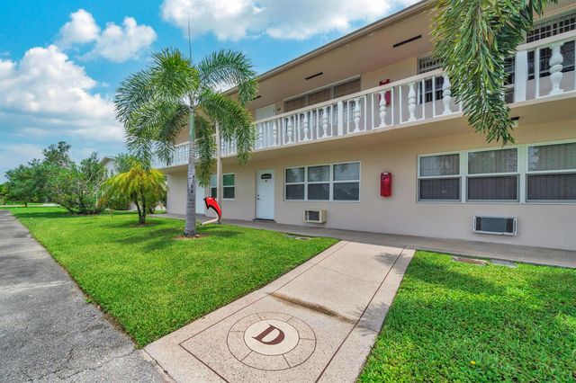 49 Hastings D, West Palm Beach, FL 33417