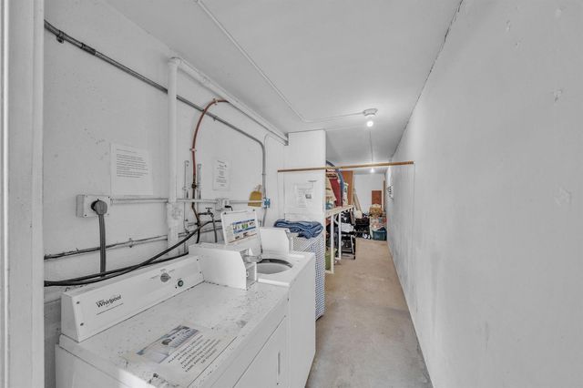 49 Hastings D, West Palm Beach, FL 33417