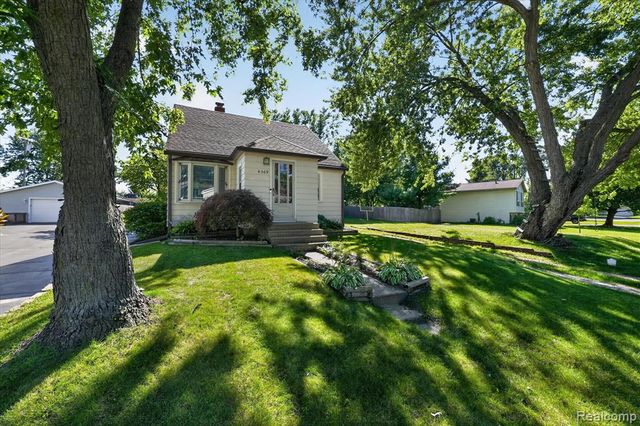 4369 Richalva Court, Waterford, MI 48329