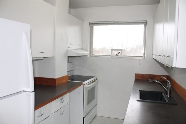 29 Concord Ave 815, Cambridge, MA 02138