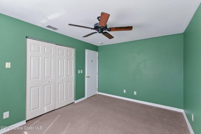 352 Jacaranda Avenue NW, Palm Bay, FL 32907