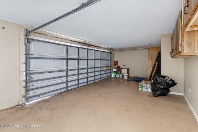 352 Jacaranda Avenue NW, Palm Bay, FL 32907