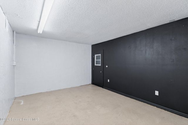 352 Jacaranda Avenue NW, Palm Bay, FL 32907