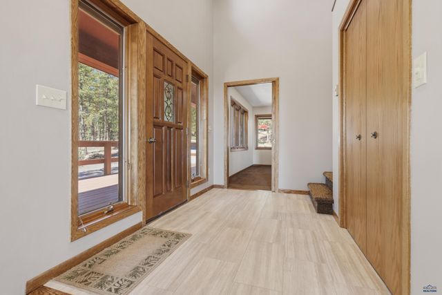 6130 TIMBERLINE RD W, Rapid City, SD 57702