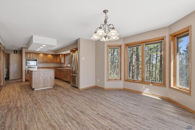 6130 TIMBERLINE RD W, Rapid City, SD 57702