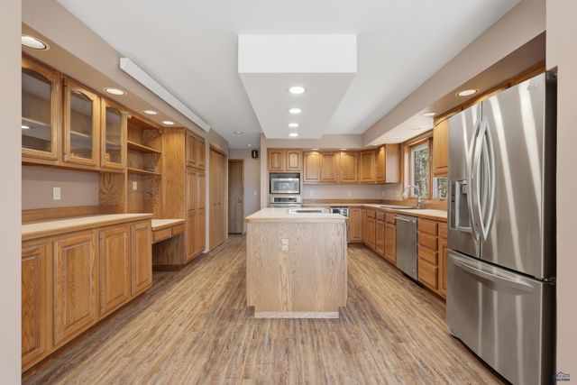 6130 TIMBERLINE RD W, Rapid City, SD 57702