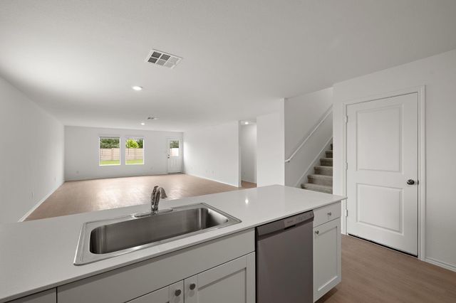 213 Navidad River DR, San Marcos, TX 78666