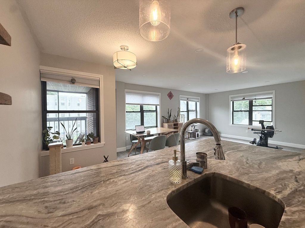 59 Msgr P J Lydon Way 310, Boston, MA 02124