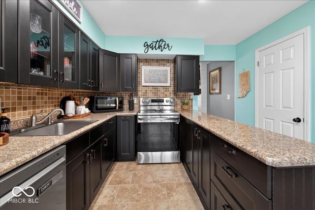 417 Hickory Lane, Plainfield, IN 46168