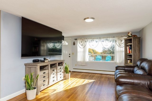 360 Blossom Street, Fitchburg, MA 01420