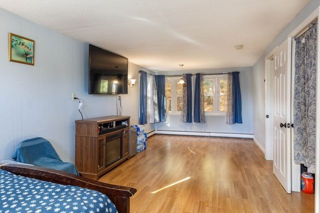 360 Blossom Street, Fitchburg, MA 01420