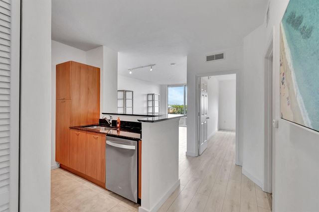 100 NE 6th Street 505, Boynton Beach, FL 33435