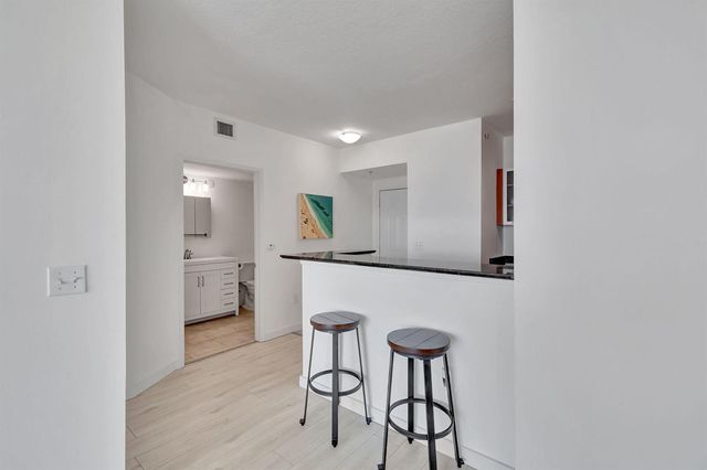 100 NE 6th Street 505, Boynton Beach, FL 33435