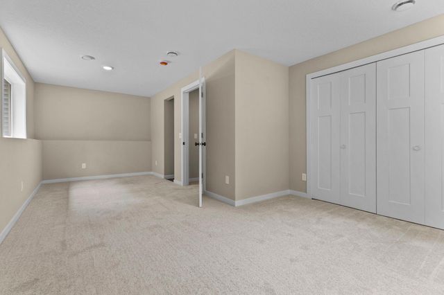 808 5th Avenue SW, Isanti, MN 55040