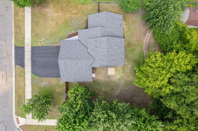 808 5th Avenue SW, Isanti, MN 55040