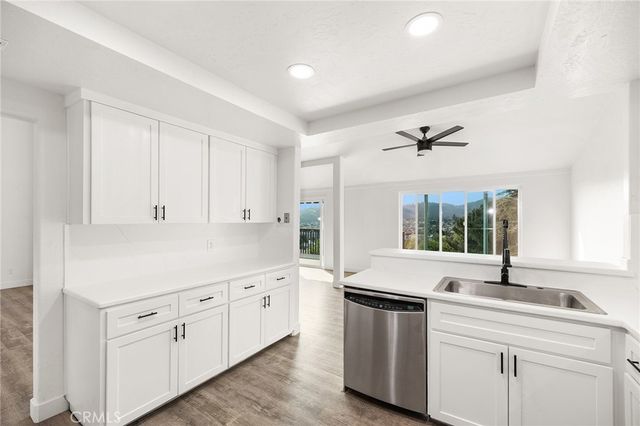 1232 La Paloma Glen, Escondido, CA 92026