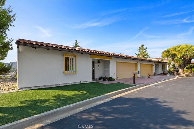 1232 La Paloma Glen, Escondido, CA 92026