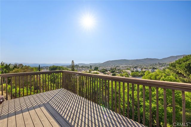 1232 La Paloma Glen, Escondido, CA 92026
