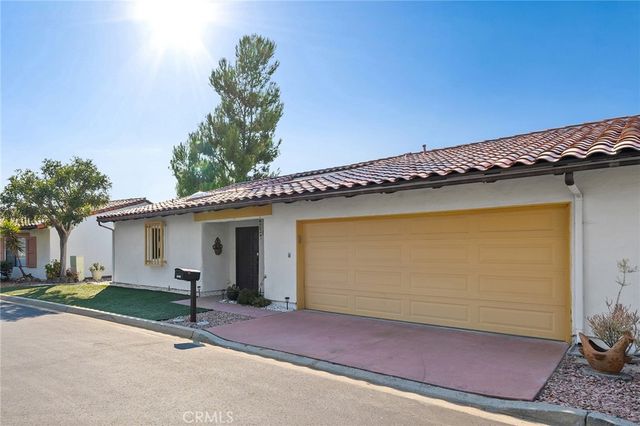 1232 La Paloma Glen, Escondido, CA 92026