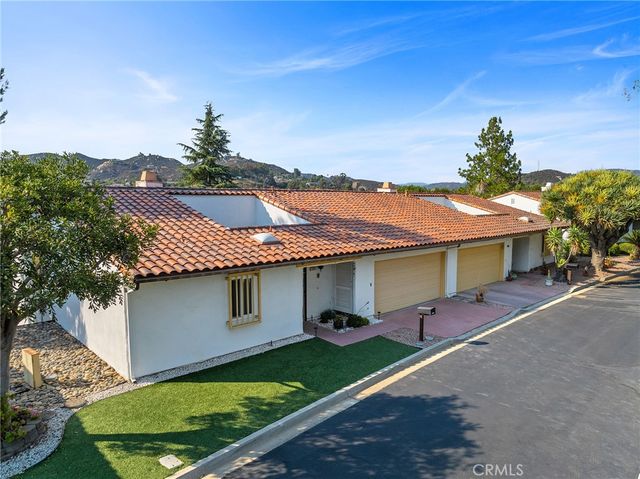 1232 La Paloma Glen, Escondido, CA 92026