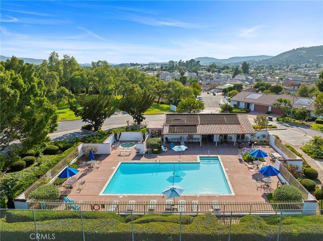 1232 La Paloma Glen, Escondido, CA 92026