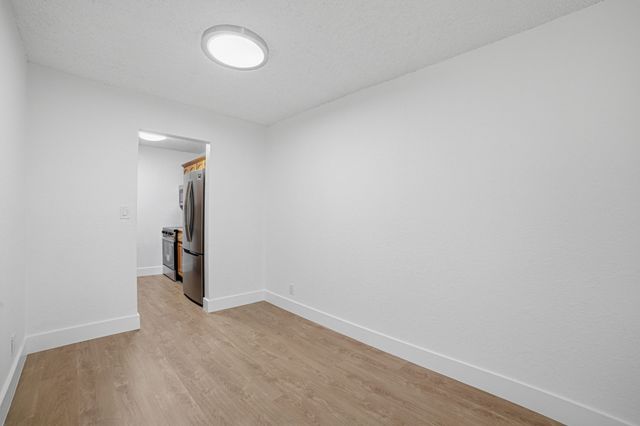 2800 NW 39th Way 204, Lauderdale Lakes, FL 33311