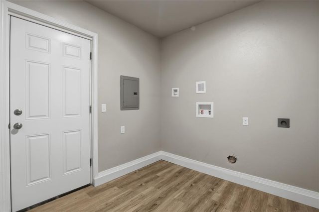 105 S Dillon Avenue, Moore, OK 73160