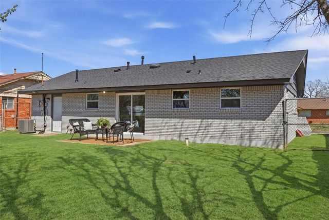 105 S Dillon Avenue, Moore, OK 73160